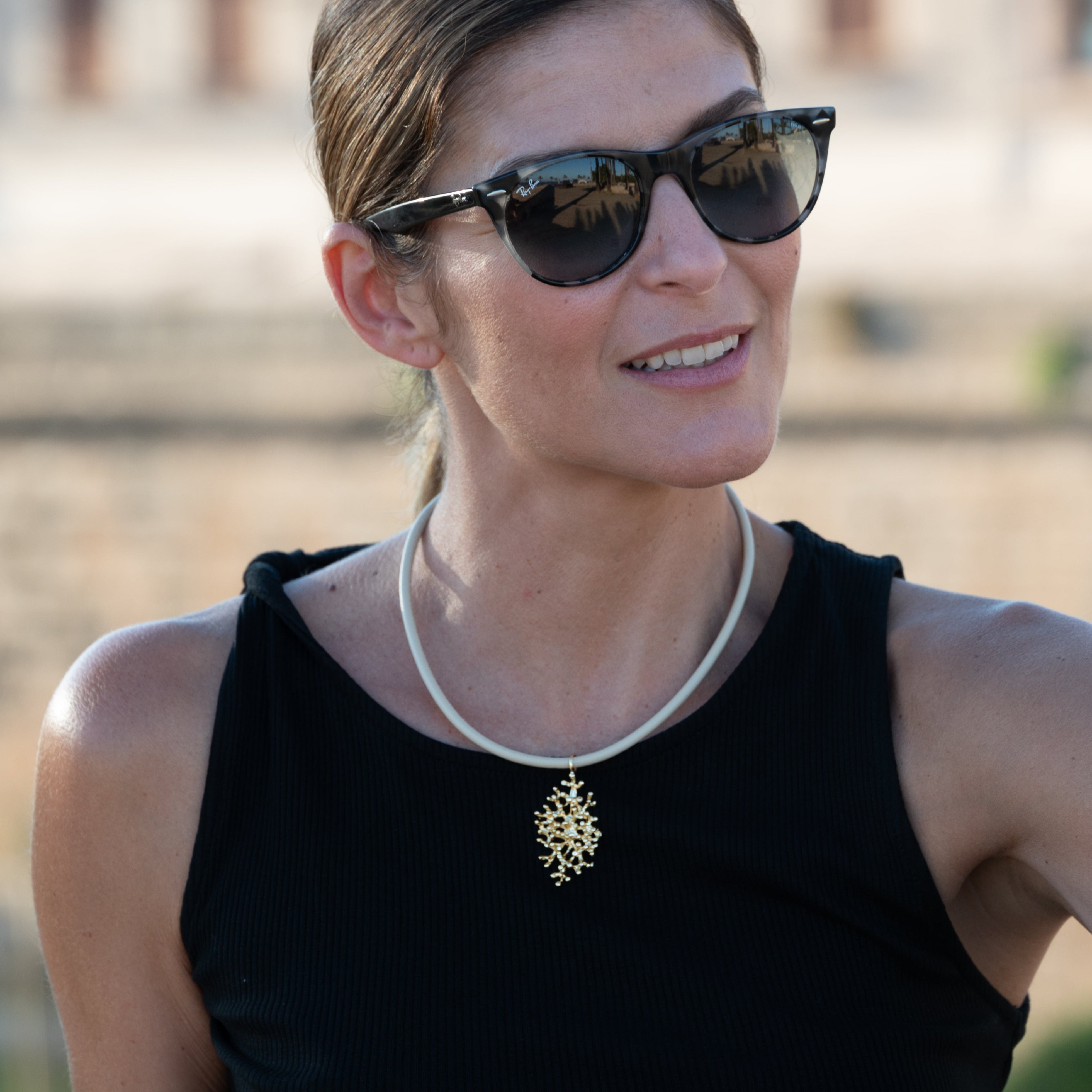 Collar cuero Deya Maxi Luxe