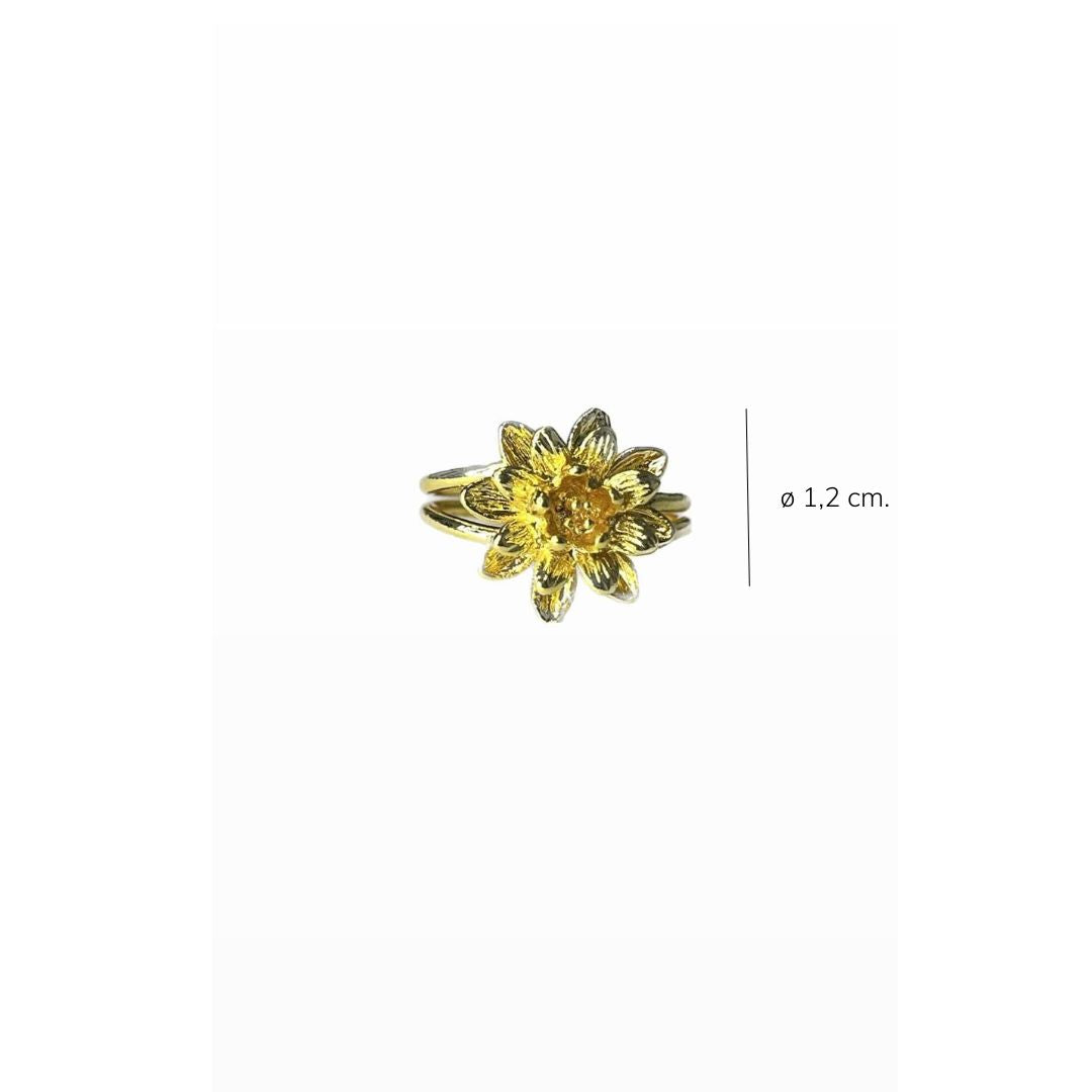 Anillo Mini Flor en latón bañado en oro (ajustable)