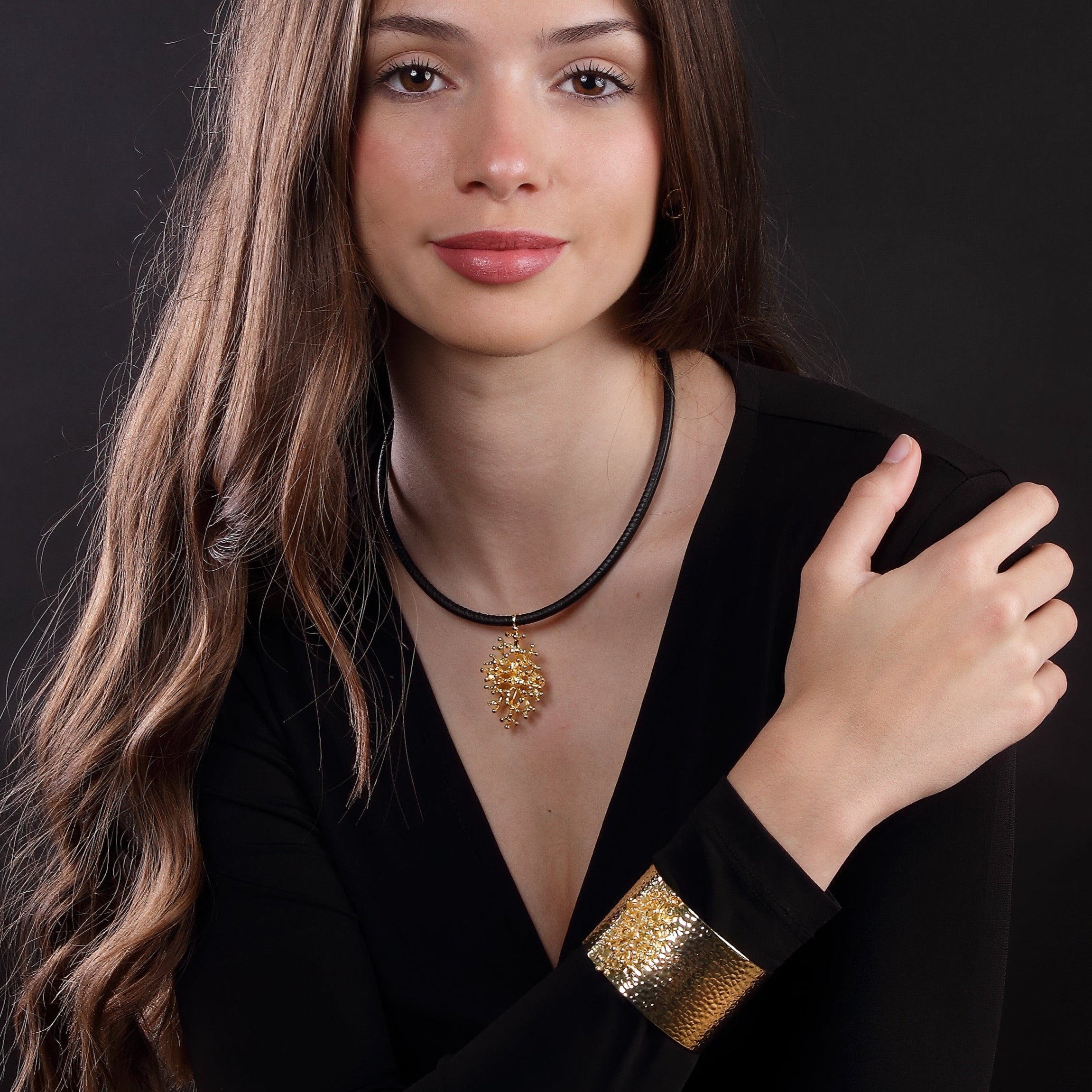 Deya Maxi Luxe Leather Collar