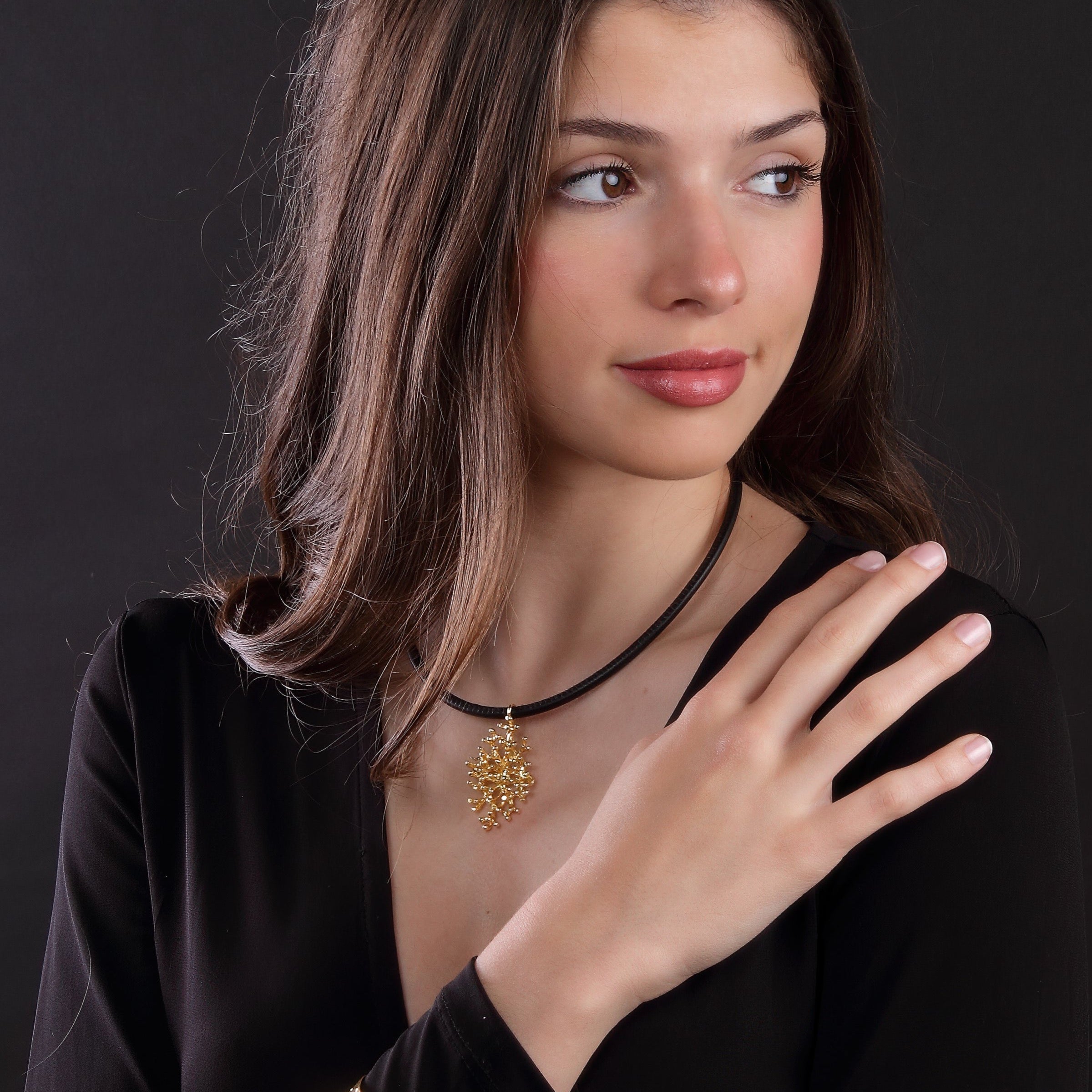 Deya Maxi Luxe Leather Collar