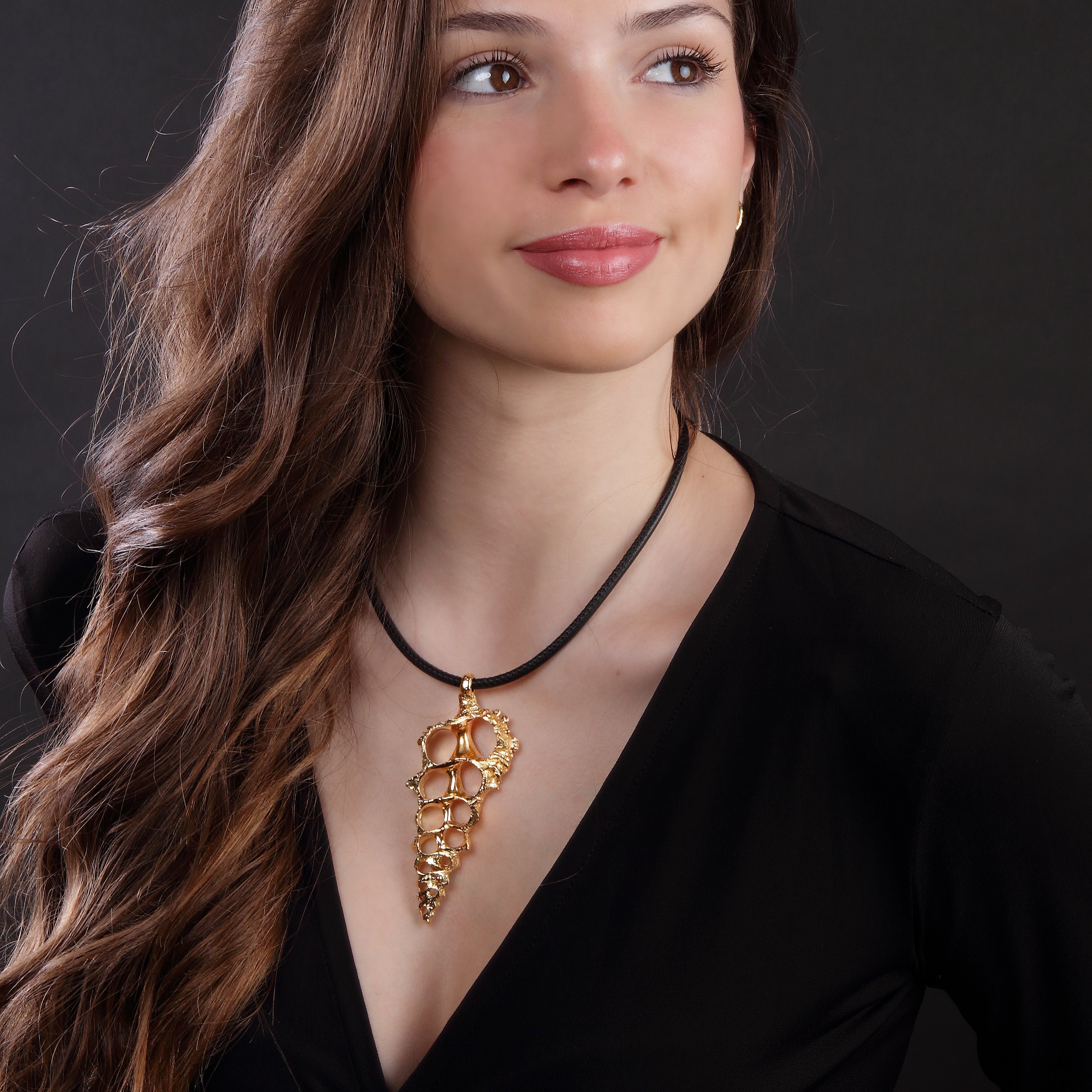 Shell Skeleton Luxe Leather Necklace