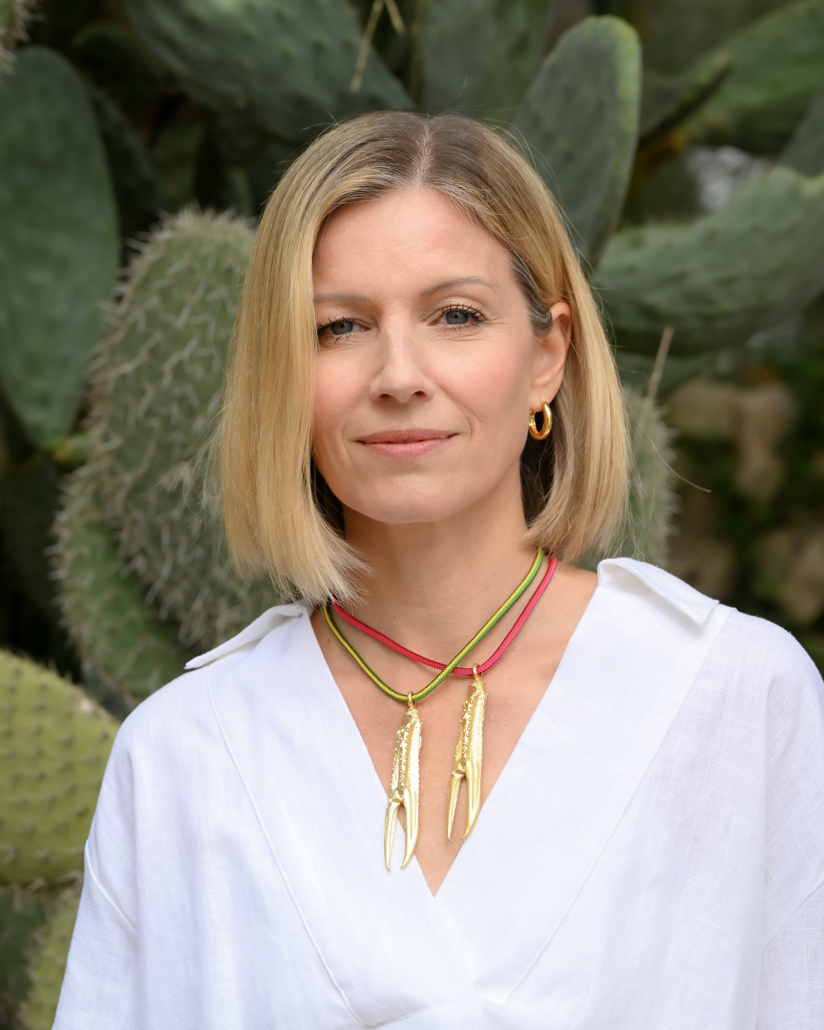 COLLAR ELASTICO FLUOR PATA DE CIGALA - Vista principal - Shabama joyeria artesanal Mallorca