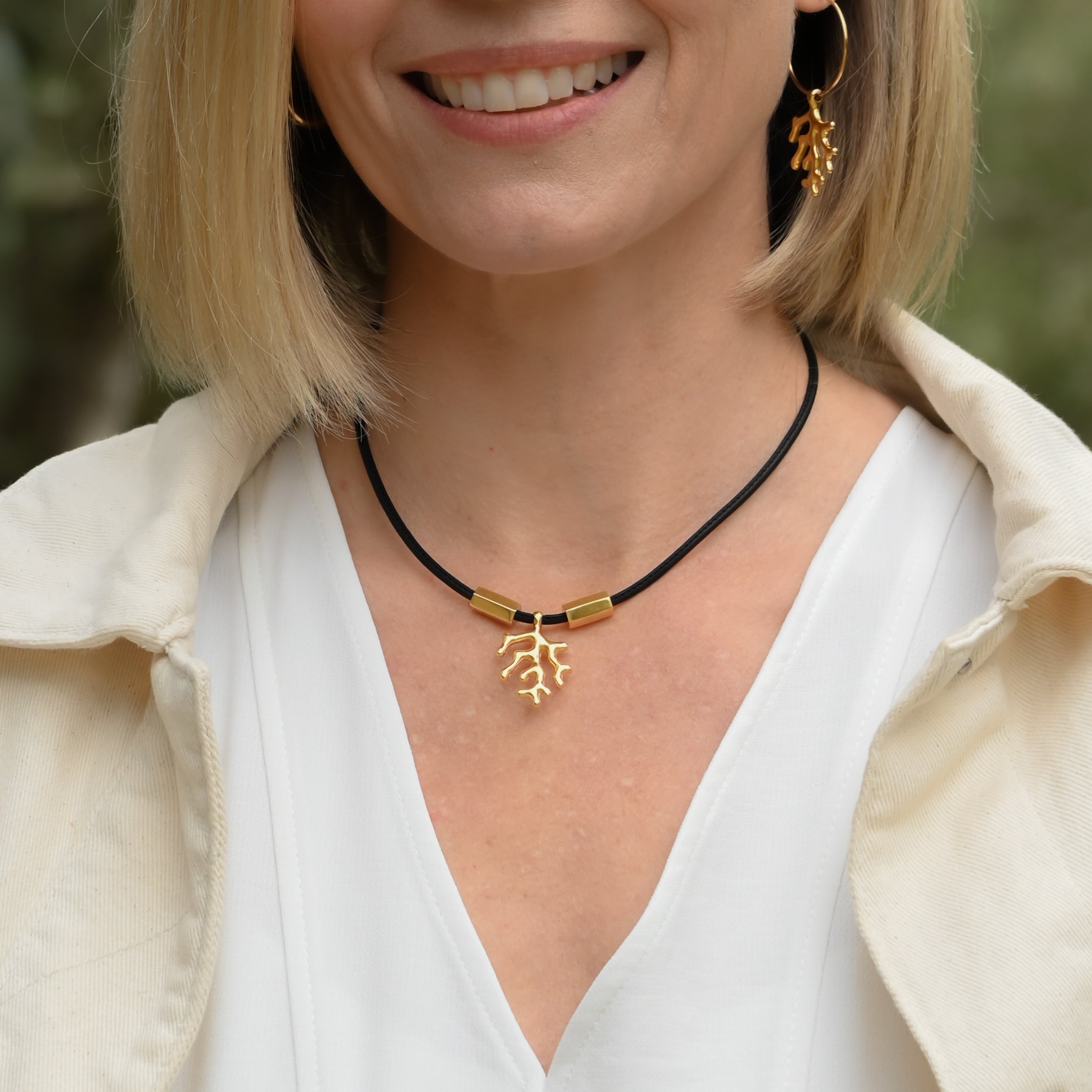 COLLAR CUERO CORAL