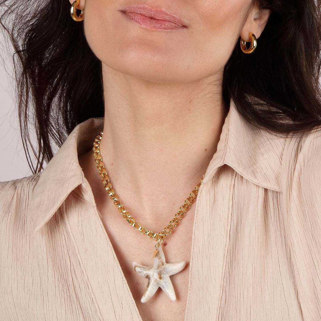COLLAR CADENA CON ESTRELLA MEDIANA