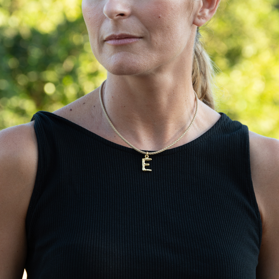 Collar cuero Iniciales Letteric