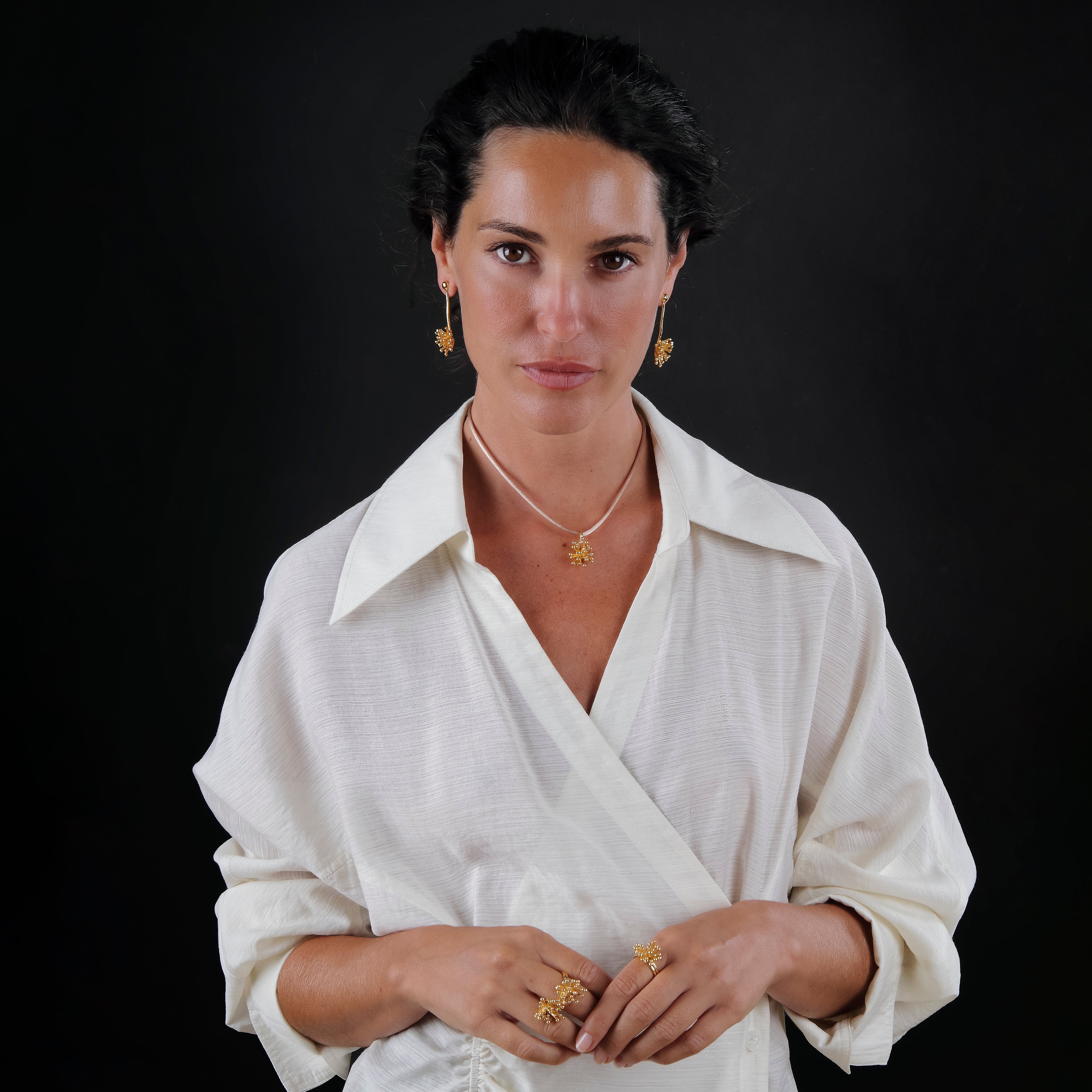 miniDeyá cord necklace