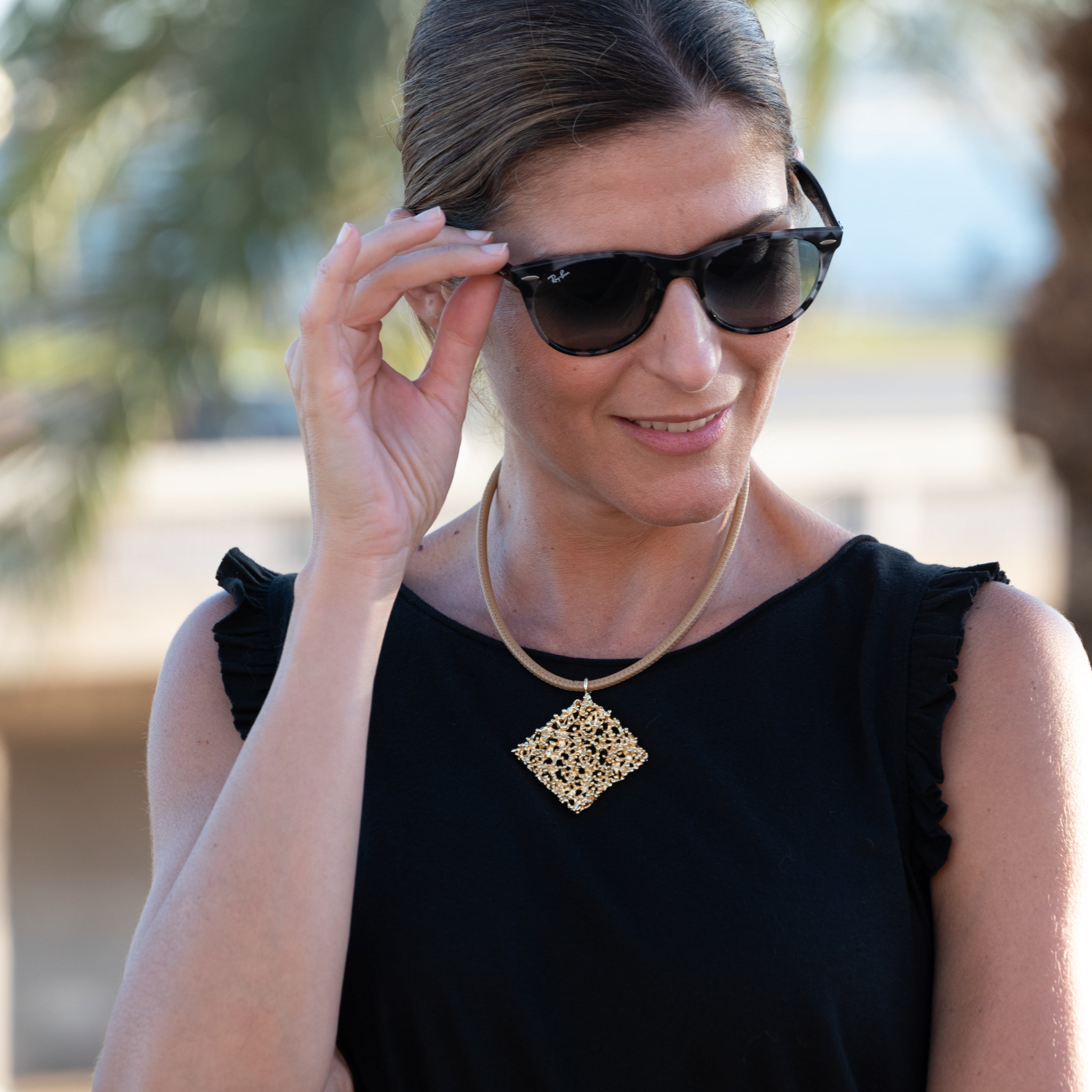 Collar Cuero Coral Algar Luxe