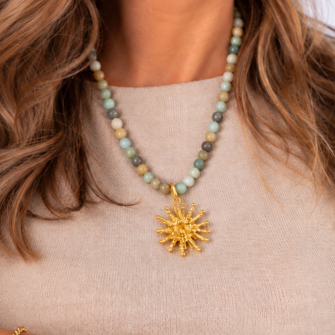 Collar piedras naturales coral Deyá Verde Agua