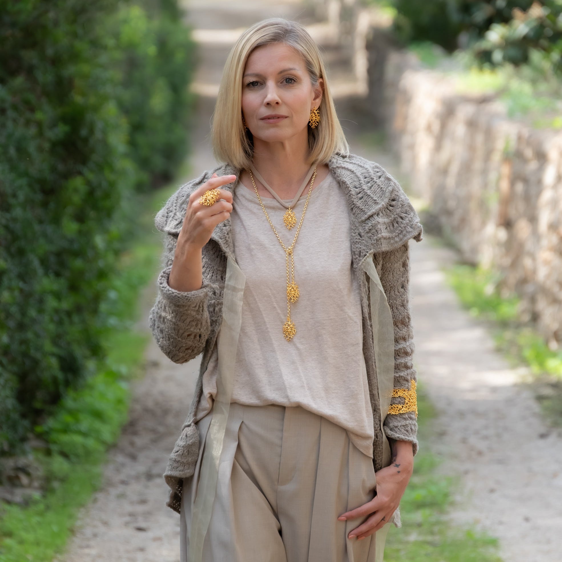 Collar multiposición Maxi Deya