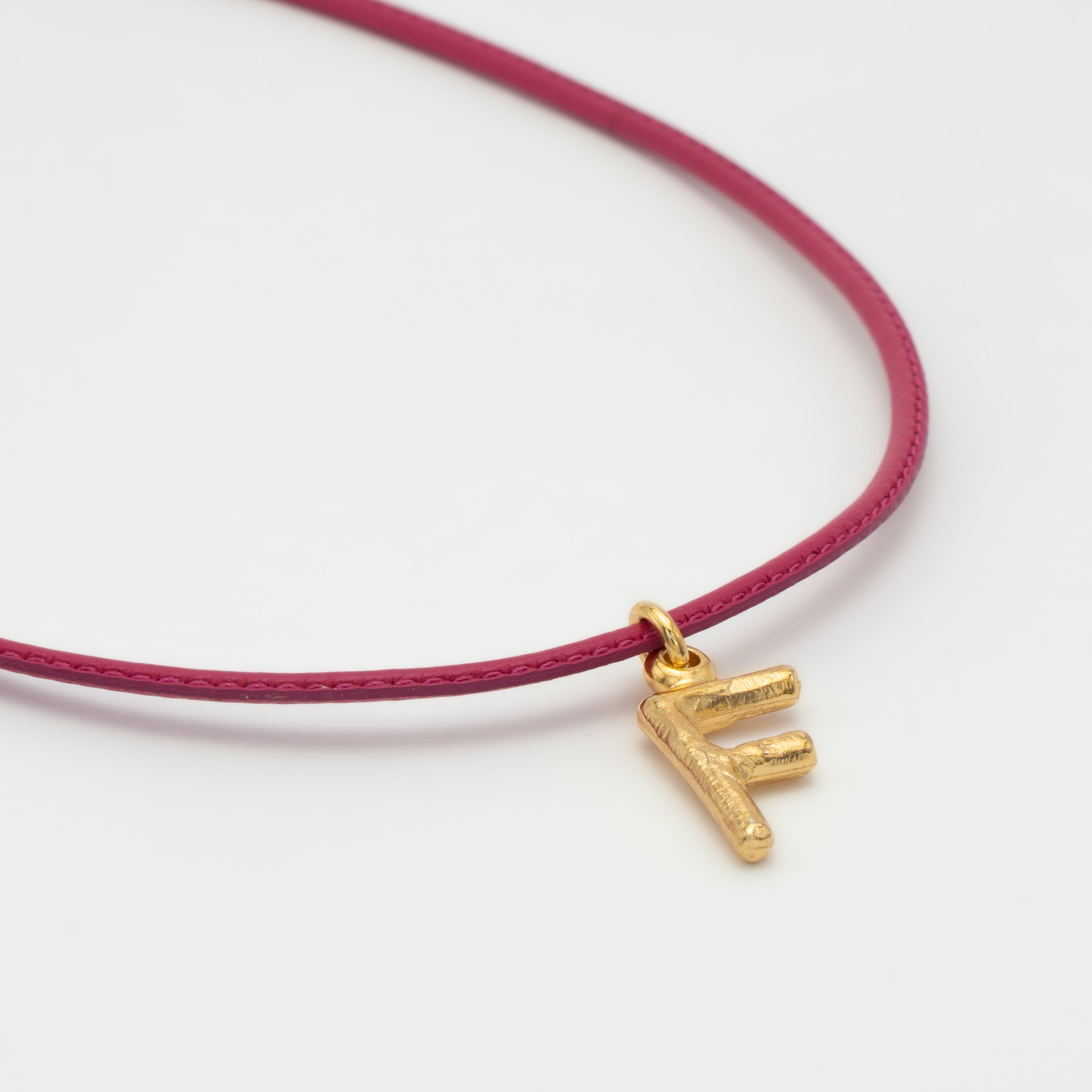 Collar cuero Iniciales Letteric