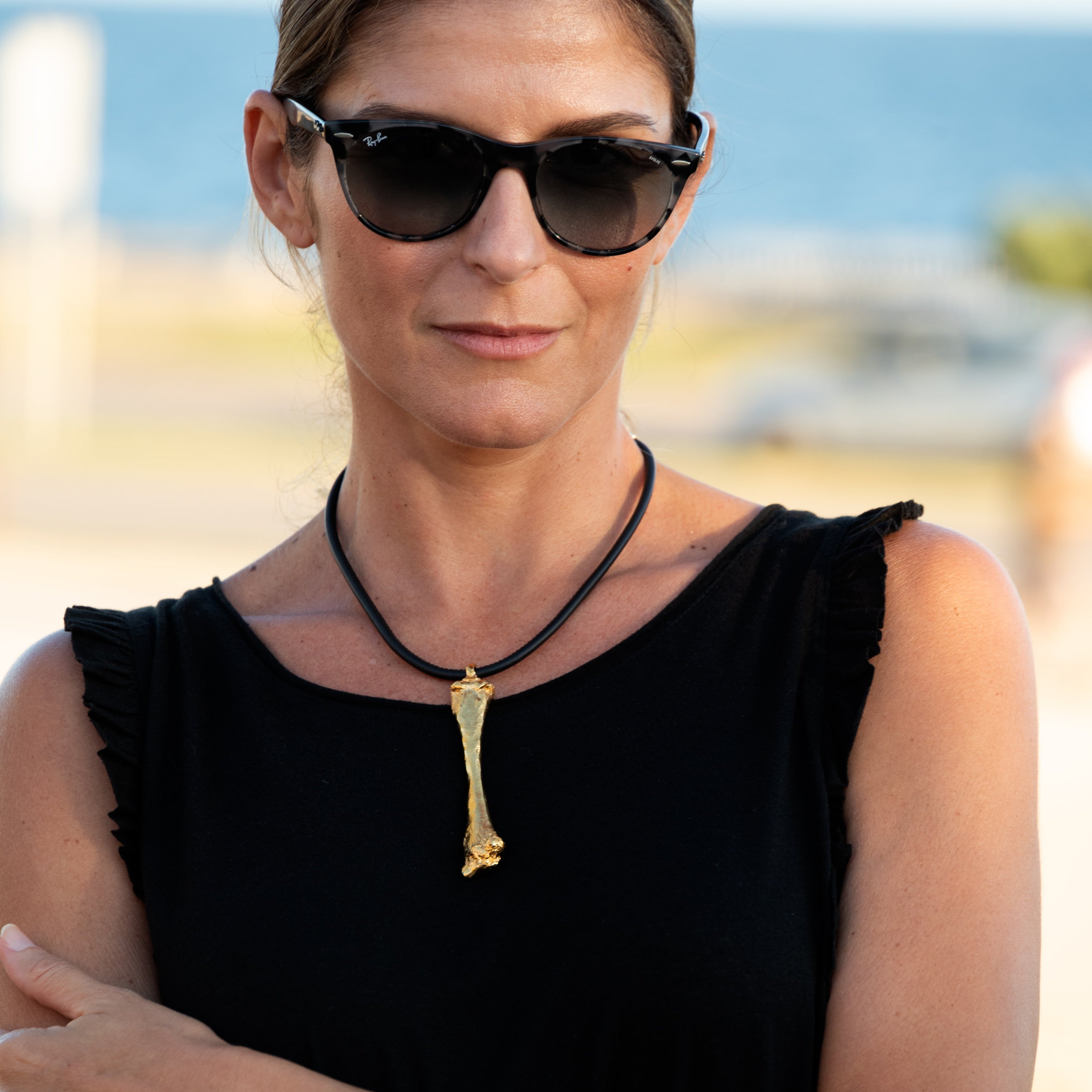 Been Luxe leather collar