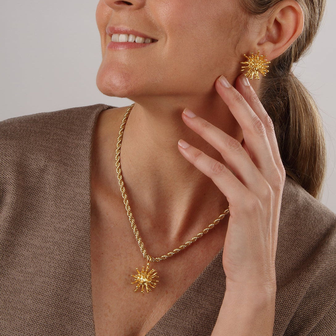 Mallorcan cord necklace with coral