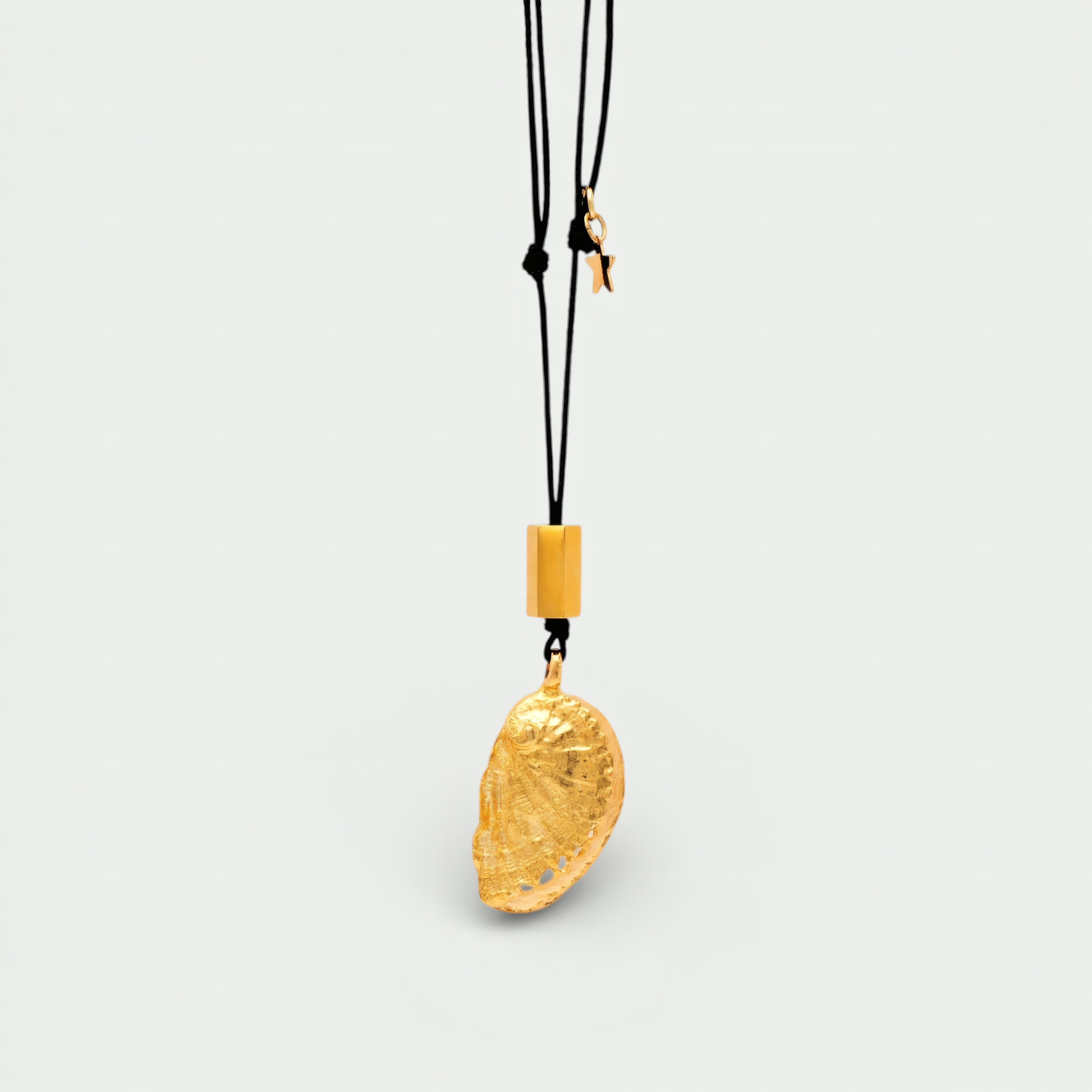 COLLAR NYLON OREJA DE MAR GOLDY banado en oro - Shabama Palma joyeria Mallorca