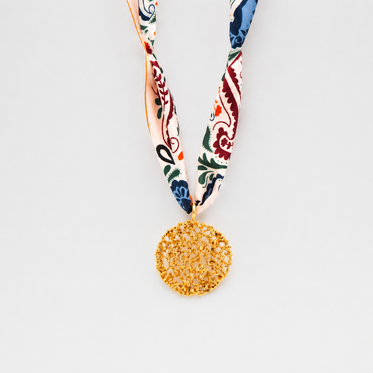 ALGAR SILK SCARF NECKLACE