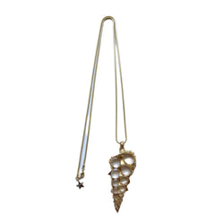 SHELL SKELETON CHAIN, collar cadena larga dorada con caracola grande