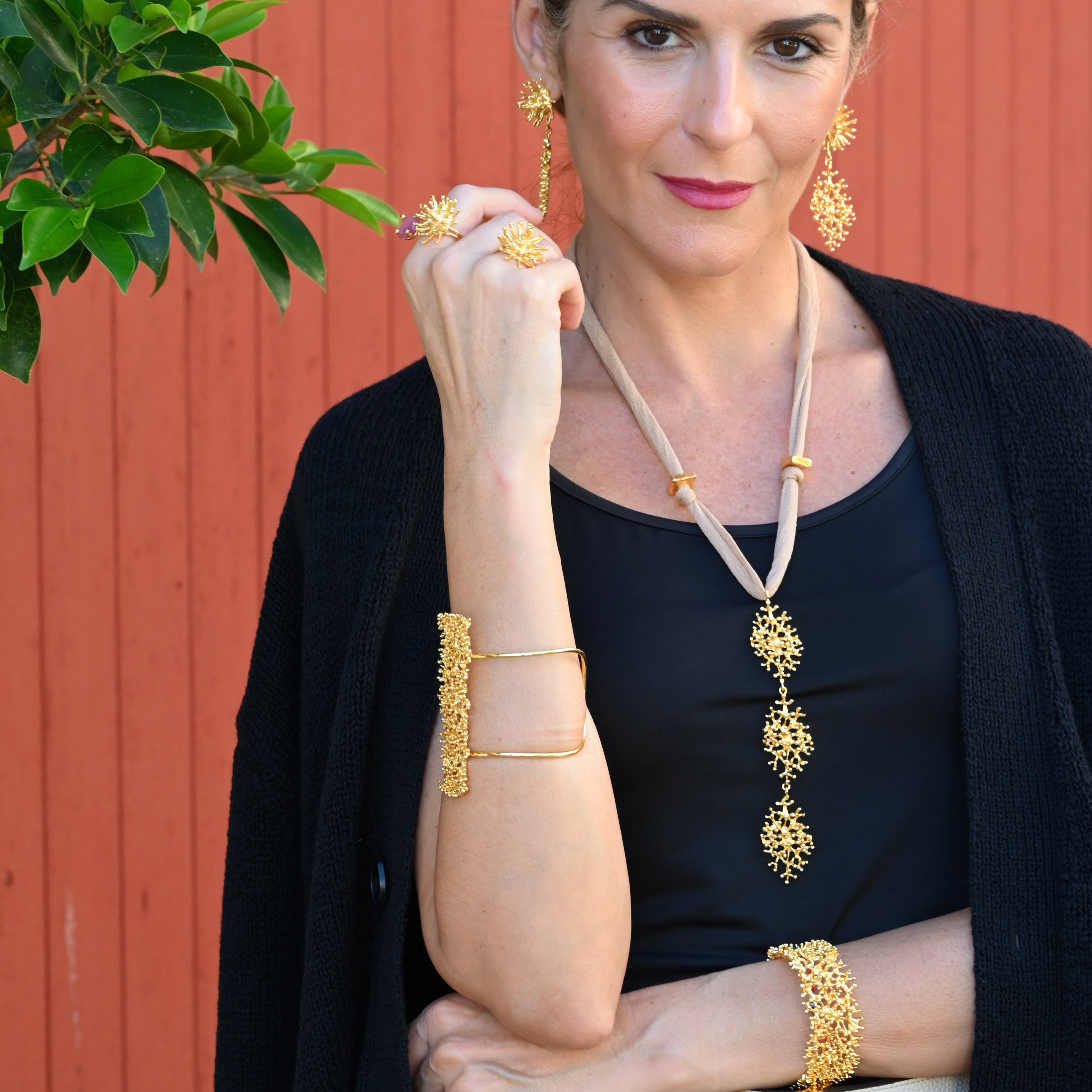 Deyá Triple Elastic Collar