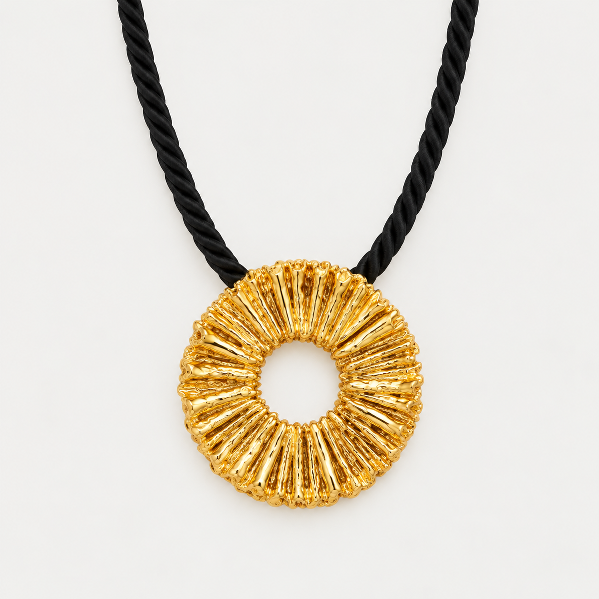 Collar cordón de seda con Rayos