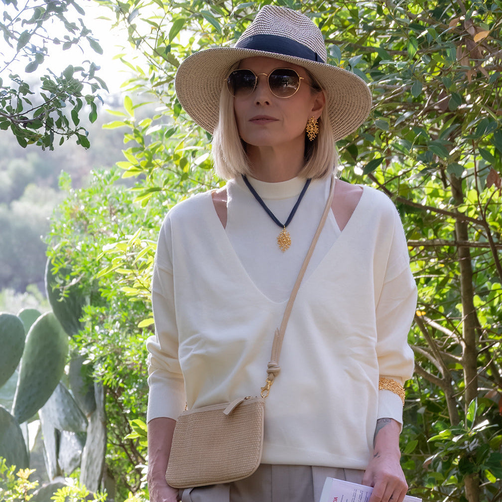 Maxi Deyá elastic collar