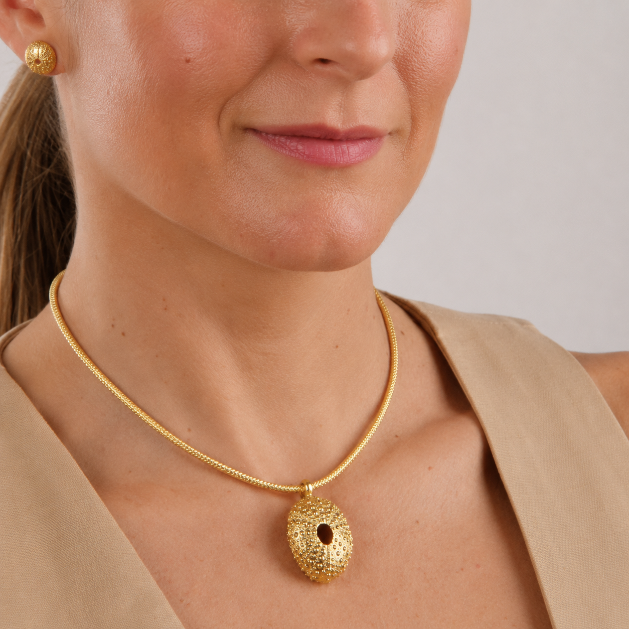Collar Imán Erizo mediano