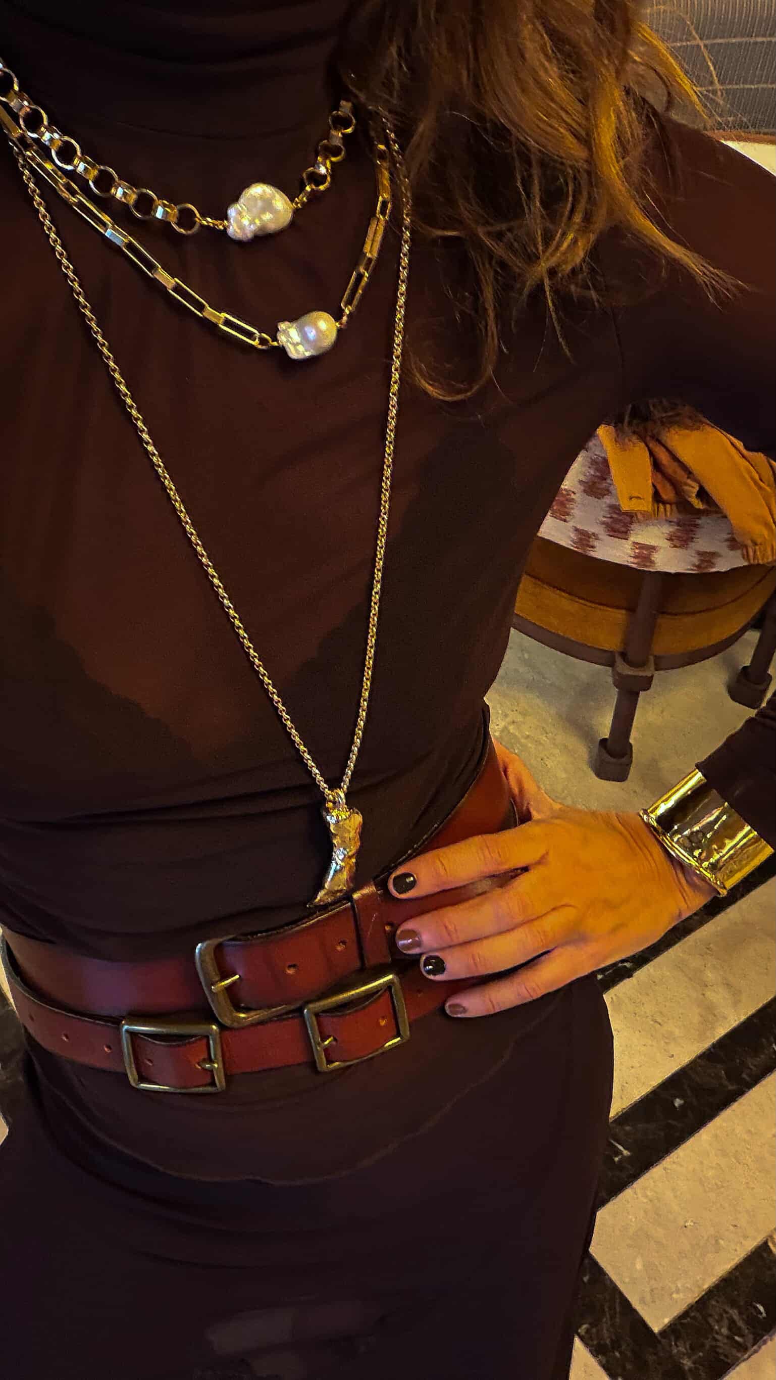 Collar Perth Top perla natural con cadena bañada en flash dorado - Vista 6 - Shabama