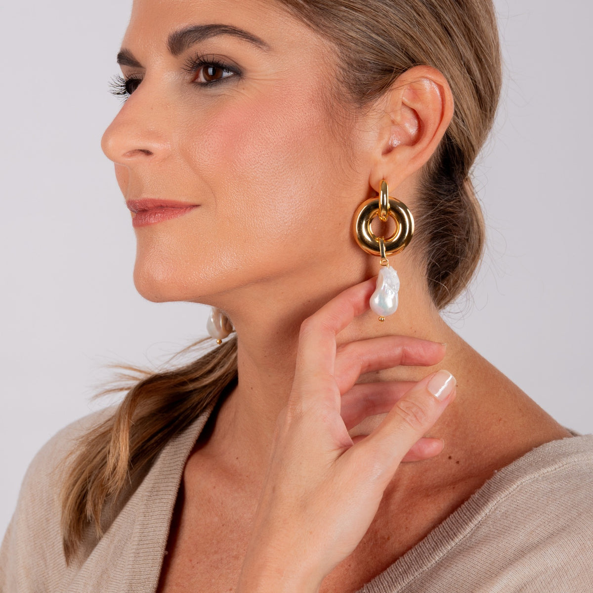 Pendientes Perla natural barroca